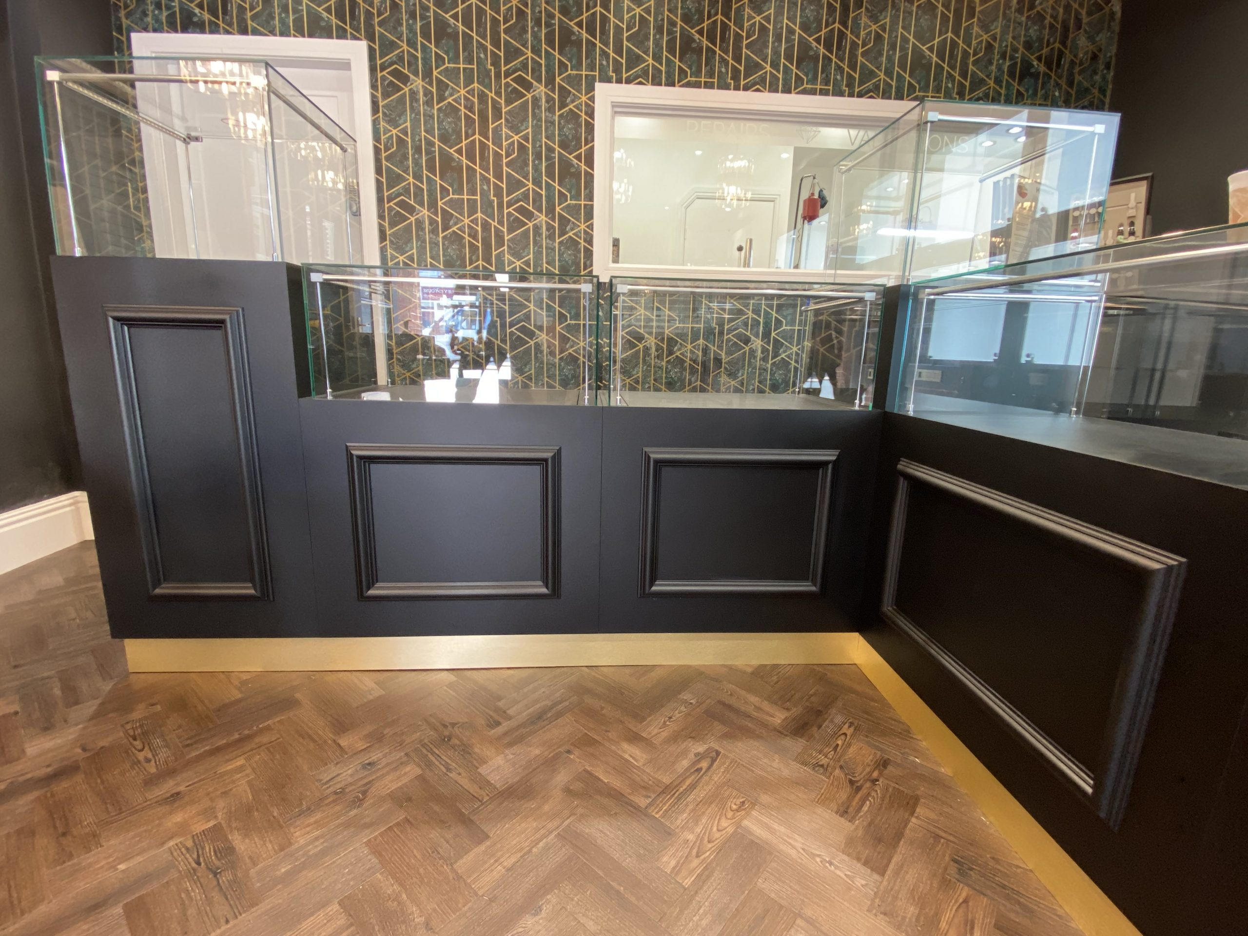 Small jewellery store shop counter design